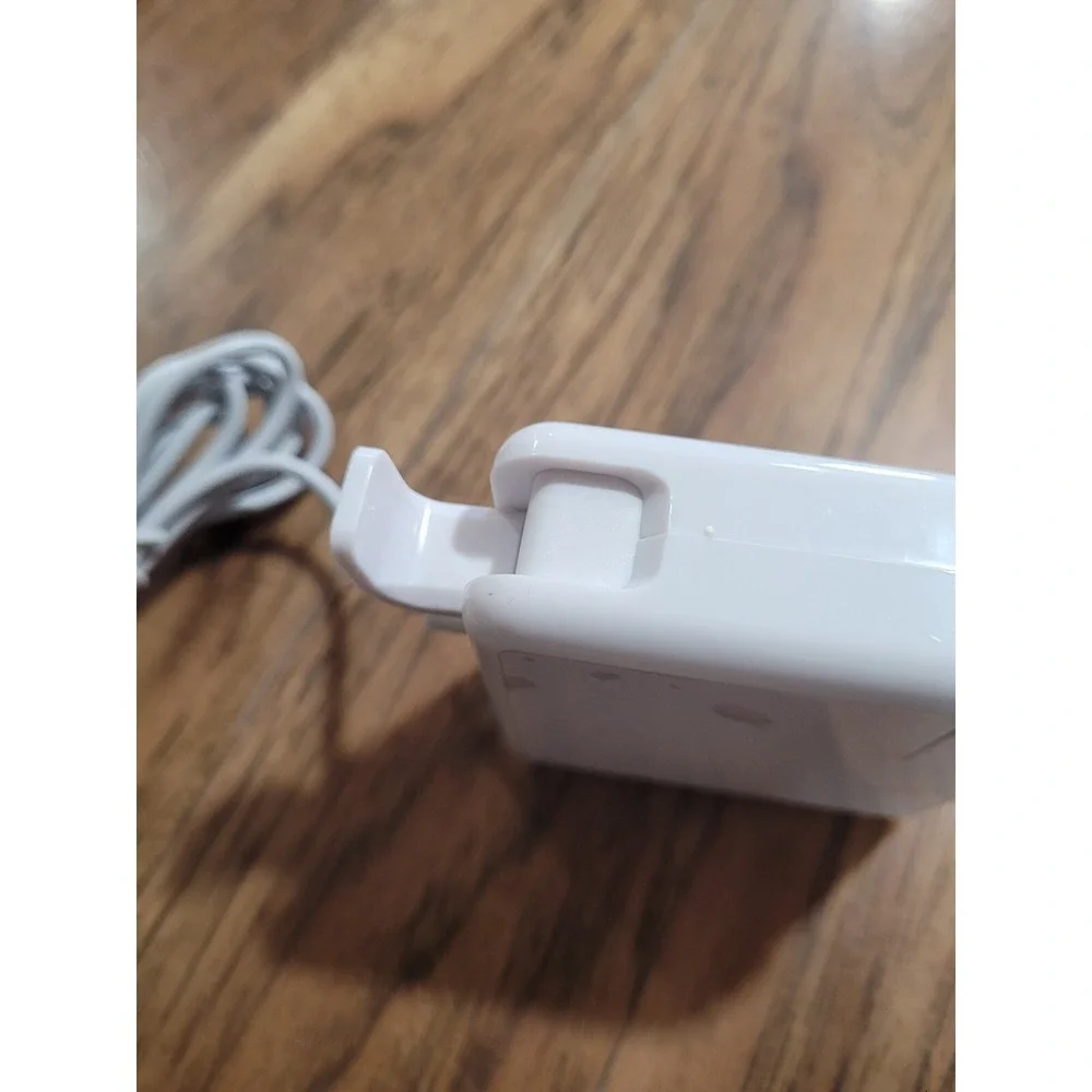 Replacement AC Adapter 60W MODEL A1184 Compatible with Apple MacBook